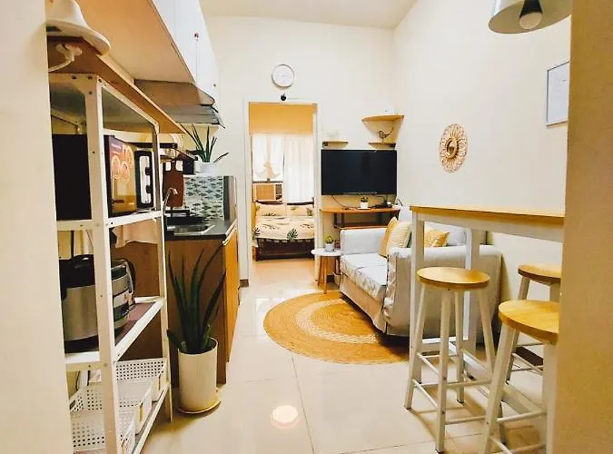 Chillcation Timog Aparthotel Manila